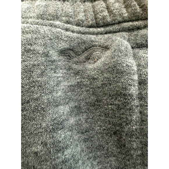 Hollister Joggers Grey Soft Fleece Pockets Relaxed Size Large 27.5" Inseam - Picture 4 of 8